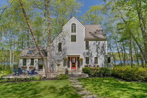 38 Porcupine Ridge Rd, Bremen, ME 04551