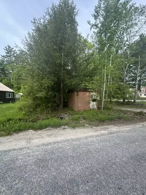 1 Vista Dr, Windham, ME 04062