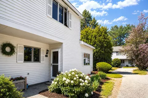 152 Mckeen St #C14, Brunswick, ME 04011