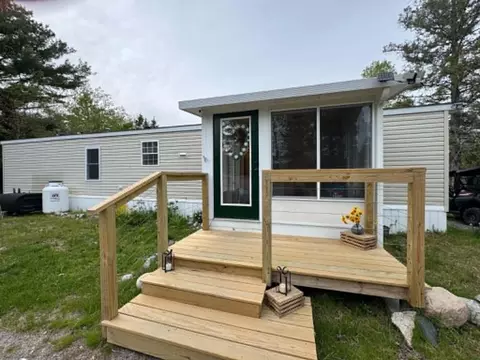 15 Old Mill Stream Rd, Sullivan, ME 04664