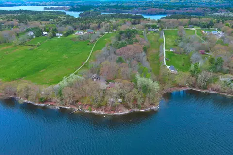 1046 Dutch Neck Rd, Waldoboro, ME 04572