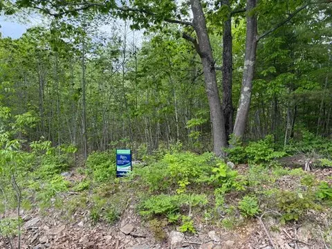 534 Whitefield Rd, Pittston, ME 04345