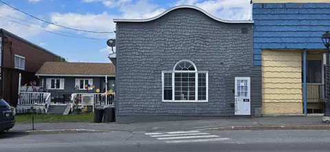 276 Main St, Madawaska, ME 04756