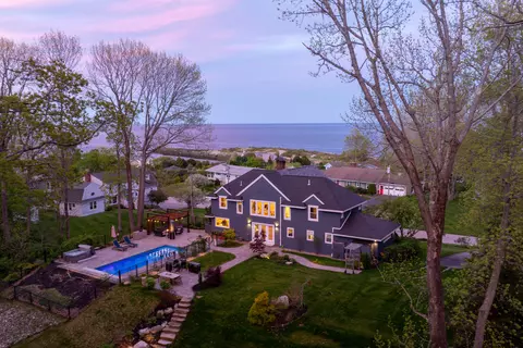 12 Reef Rd, Cape Elizabeth, ME 04107