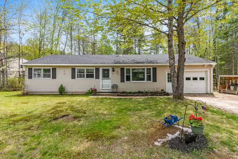 82 Oak Hill Rd, Otisfield, ME 04270
