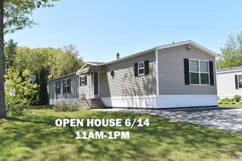 8 Jordan Dr, Lisbon, ME 04252