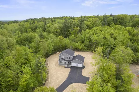 18 Granite Hill Dr, Berwick, ME 03901