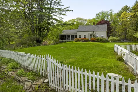 Exterior - 367 E Side Rd, Trevett, ME 04571 photo 2 of 14