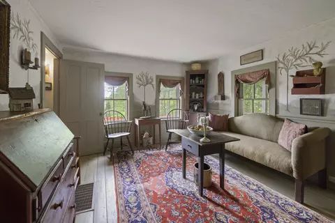 Living - 367 E Side Rd, Trevett, ME 04571 photo 1 of 6
