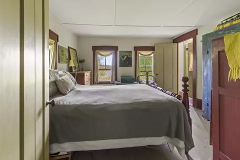 Bedroom - 367 E Side Rd, Trevett, ME 04571 photo 1 of 5