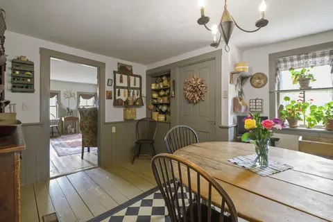 Dining - 367 E Side Rd, Trevett, ME 04571 photo 4 of 4