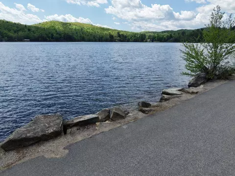 21 Jewett Way, Hanover, ME 04237