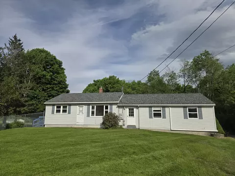 2525 W River Rd, Sidney, ME 04330