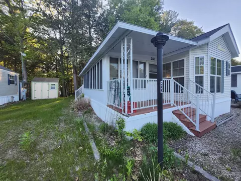 27 Go Camping Way #280, Old Orchard Beach, ME 04064