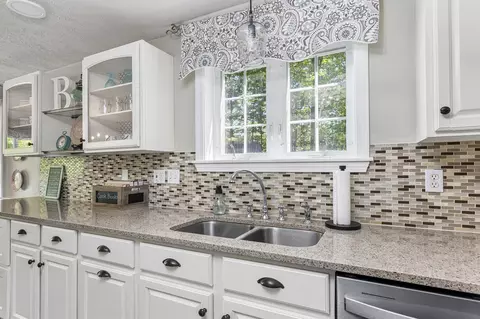 Kitchen - 62 Wescott Rd, Gorham, ME 04038 photo 4 of 5