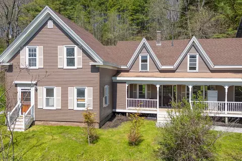 87 Cobbossee Ave, Gardiner, ME 04345