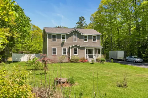 256 Narrows Pond Rd, Winthrop, ME 04364