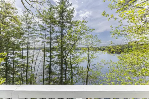 23 Baxter Rd # A, Raymond, ME 04071