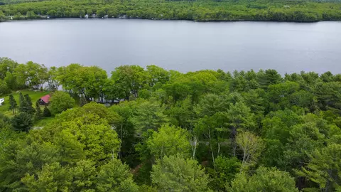 Mr3l10- 22 South Shore Drive, Warren, ME 04864