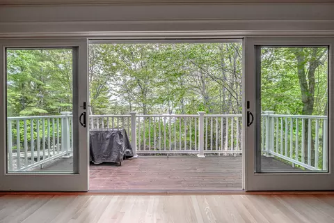 Exterior - 31 Painted Point Rd, Phippsburg, ME 04562 photo 3 of 8