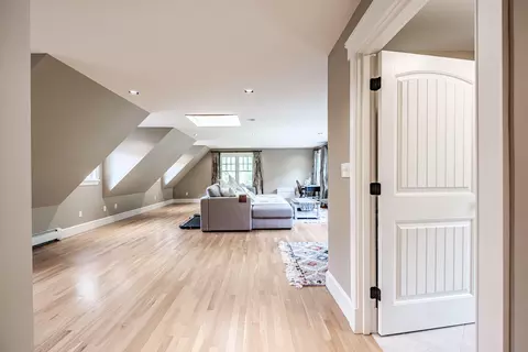 Entry Way - 31 Painted Point Rd, Phippsburg, ME 04562 photo 4 of 5