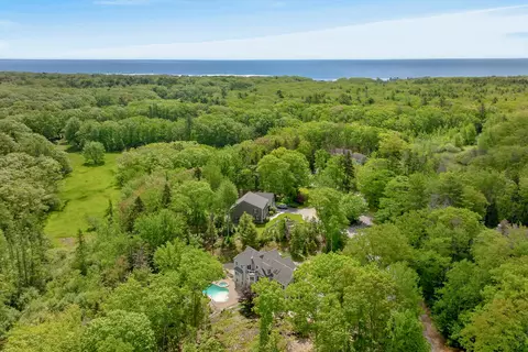 12 Touchstone Dr, Kennebunkport, ME 04046