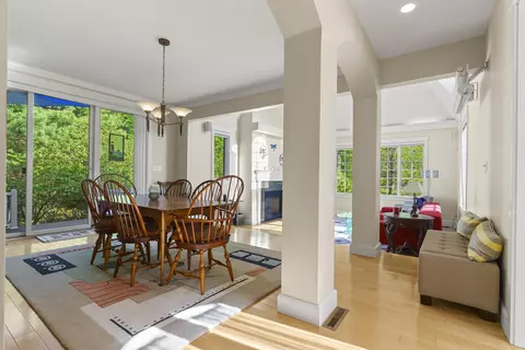 Dining - 84 Ocean Heights Ln, Ogunquit, ME 03907 photo 3 of 4