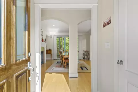 Entry Way - 84 Ocean Heights Ln, Ogunquit, ME 03907 photo 1 of 7