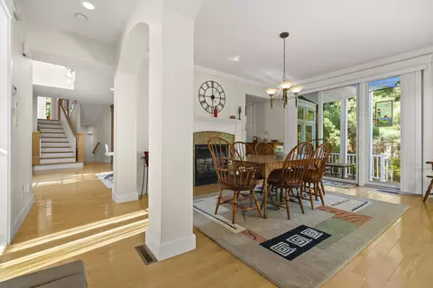 Dining - 84 Ocean Heights Ln, Ogunquit, ME 03907 photo 1 of 4