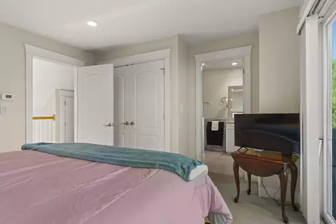 Bedroom - 84 Ocean Heights Ln, Ogunquit, ME 03907 photo 3 of 5