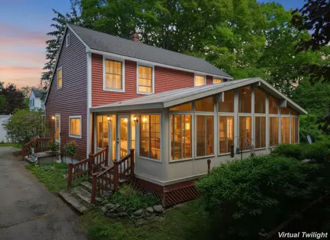 21 Dogwood Dr, South Berwick, ME 03908