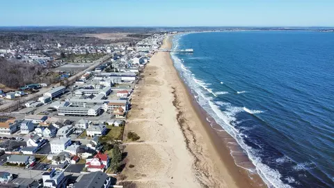 32 Fern Ave, Old Orchard Beach, ME 04064