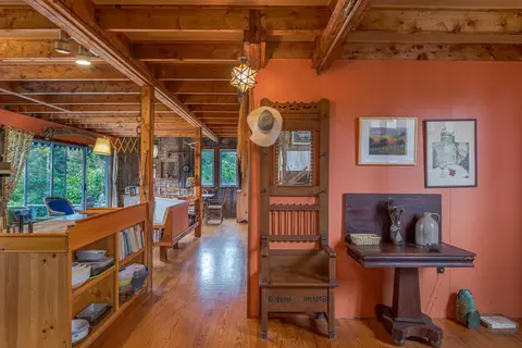Entry Way - 163 Back Rd, Brooklin, ME 04616 photo 2 of 12