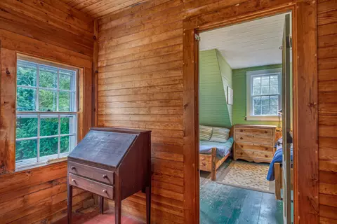 Entry Way - 163 Back Rd, Brooklin, ME 04616 photo 12 of 12