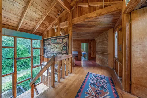 Entry Way - 163 Back Rd, Brooklin, ME 04616 photo 9 of 12