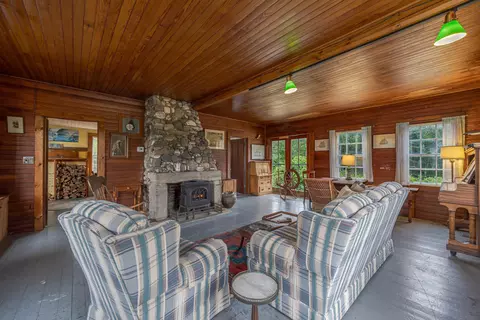 Living - 163 Back Rd, Brooklin, ME 04616 photo 9 of 12