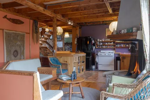 Living - 163 Back Rd, Brooklin, ME 04616 photo 5 of 12