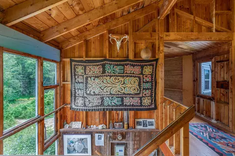 Entry Way - 163 Back Rd, Brooklin, ME 04616 photo 6 of 12