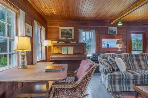 Living - 163 Back Rd, Brooklin, ME 04616 photo 6 of 12