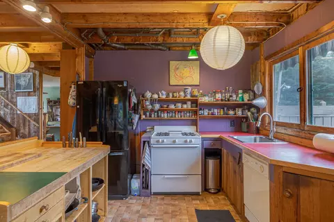 Kitchen - 163 Back Rd, Brooklin, ME 04616 photo 2 of 5