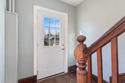 6 Harris St, Springvale, ME 04083