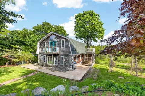 282 Sunset Rd, Deer Isle, ME 04627