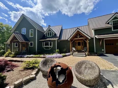 81 Hillside Ln, Sweden, ME 04040
