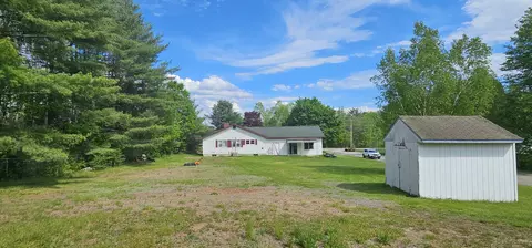 Exterior - 604 Leighton Rd, Augusta, ME 04330 photo 3 of 5