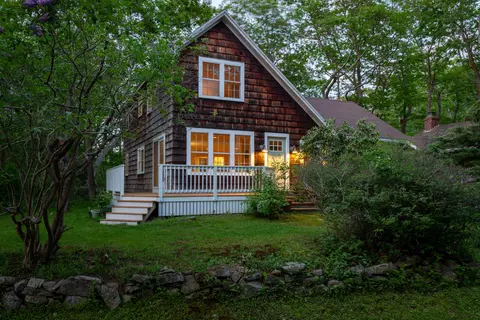 24 Maddox Pond Rd, Biddeford, ME 04005