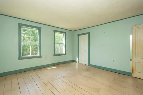Bedroom - 1017 Howland Rd, Lagrange, ME 04453 photo 12 of 14