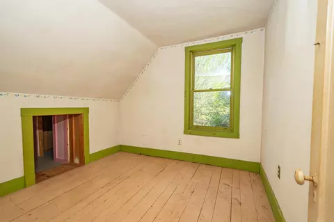 Bedroom - 1017 Howland Rd, Lagrange, ME 04453 photo 4 of 14