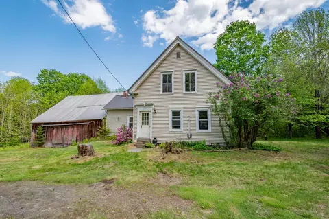 1017 Howland Rd, Lagrange, ME 04453