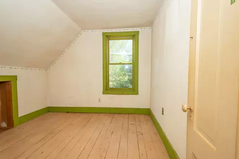 Bedroom - 1017 Howland Rd, Lagrange, ME 04453 photo 5 of 14