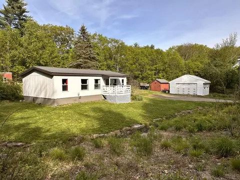 99 Dixon Rd, Lebanon, ME 04027